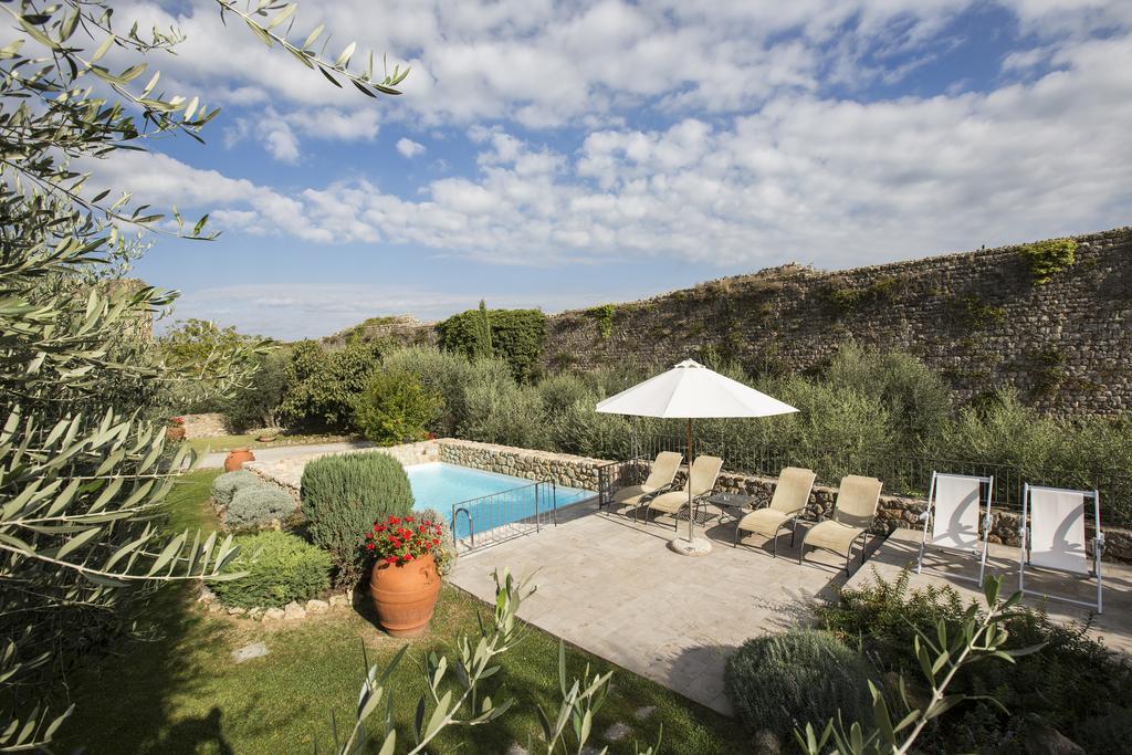 Hotel Monteriggioni Exterior foto